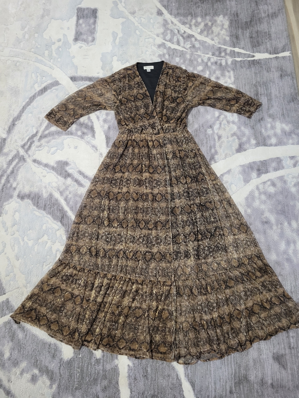Brown Snake-Print Maxi Dress with V-Neck and Smocked Waist Size A
